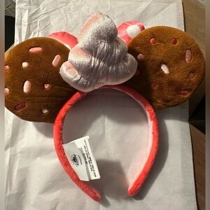 Disney Strawberry Cupcake Munchlings Ear/Headband